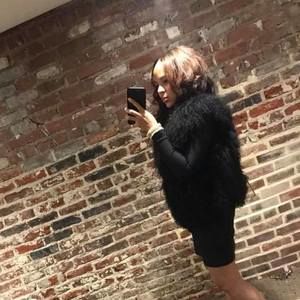 Meet your Posher, Barri